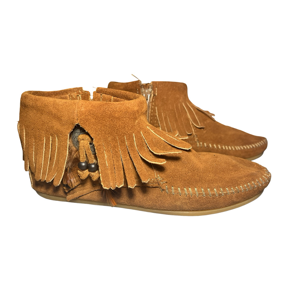 Minnetonka Boots Womens Size 6.5 Brown Suede Fringe Feather Moccasin Booties